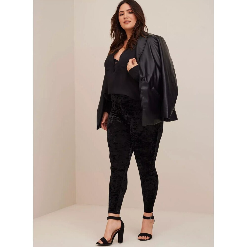 Torrid Plus Size 1X Black Full Length Signature Waist Crushed Velvet Legging